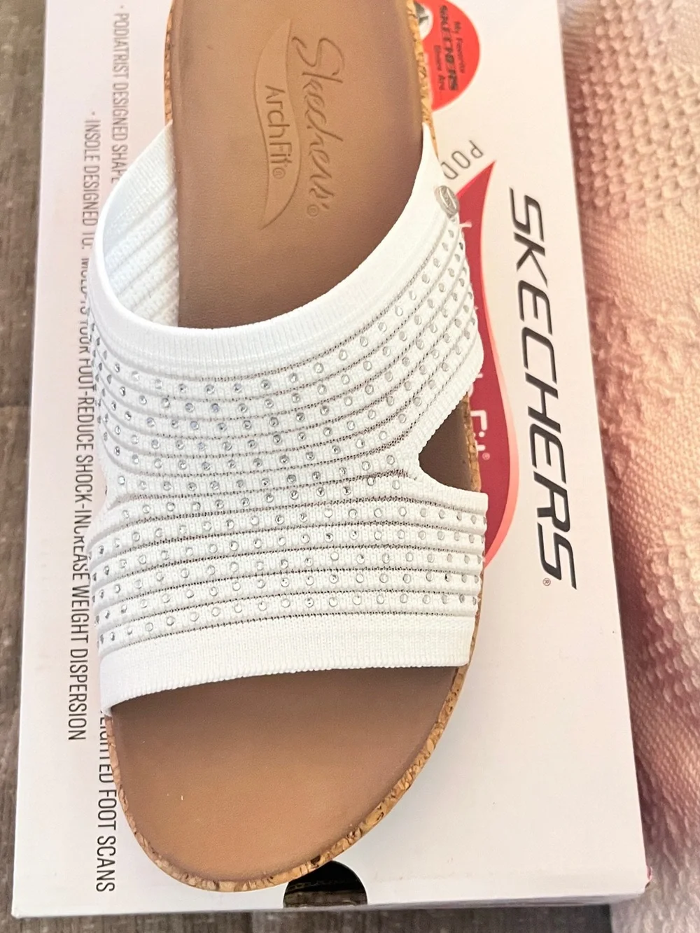 Brand new , in box Sketchers Arch Fit Sandals